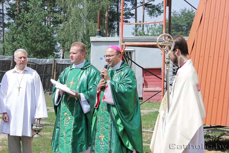 В Борисове освятили строящийся костел