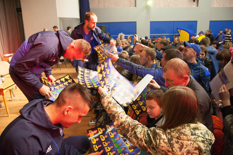 Болельщики БАТЭ Болельщики БАТЭ