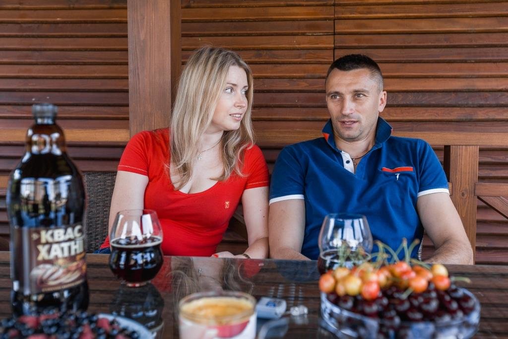 Хомутовский знакомит с семьей и объясняет, почему не остался в борисовском БАТЭ