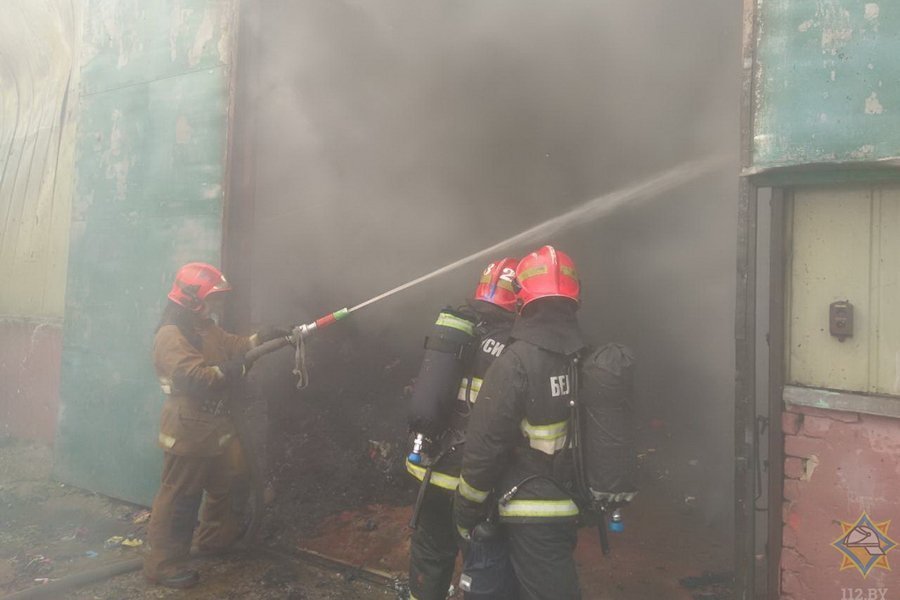 В Борисове горел цех по производству ватина