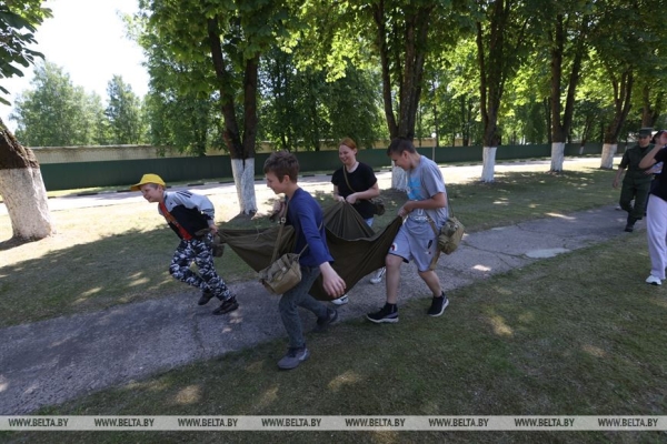 ФОТОФАКТ: Отряд "Патриот" действует в оздоровительном лагере в Борисове