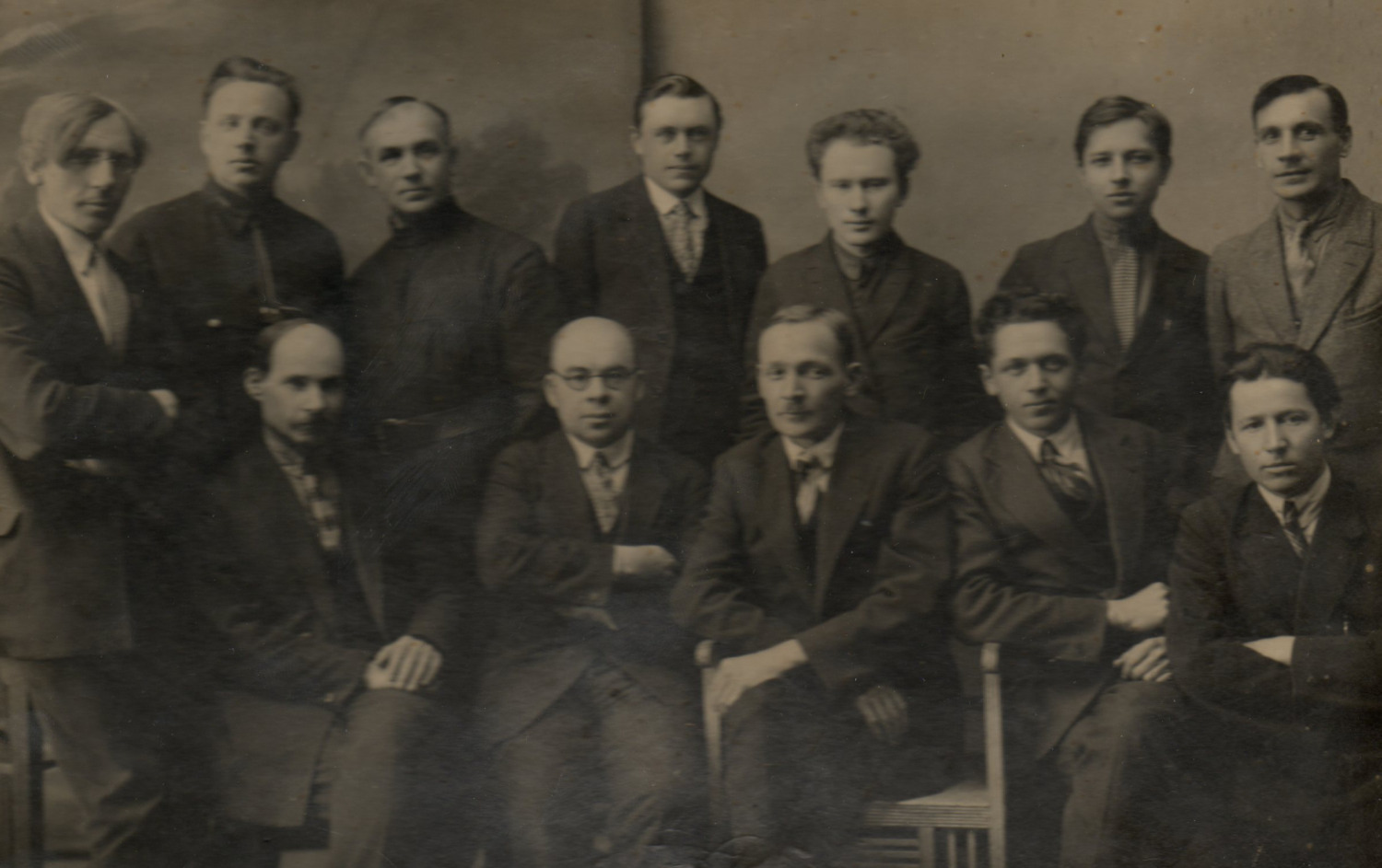 «Гэта крык, што жыве Беларусь!». Дзень памяти народного песняра Янки Купалы — настоящего отца белорусской нации