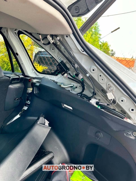 &laquo;Чудо произошло&raquo;: под Варшавой нашли угнанную Toyota с белорусскими номерами. Вот как она теперь выглядит