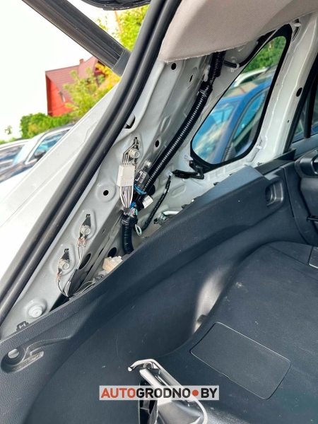 &laquo;Чудо произошло&raquo;: под Варшавой нашли угнанную Toyota с белорусскими номерами. Вот как она теперь выглядит