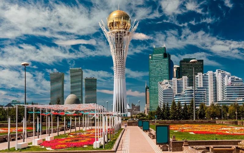 Казахстан становится новым центром инноваций и экспорта на фоне глобальных потрясений
Казахстан становится новым центром инноваций и экспорта на фоне глобальных потрясений